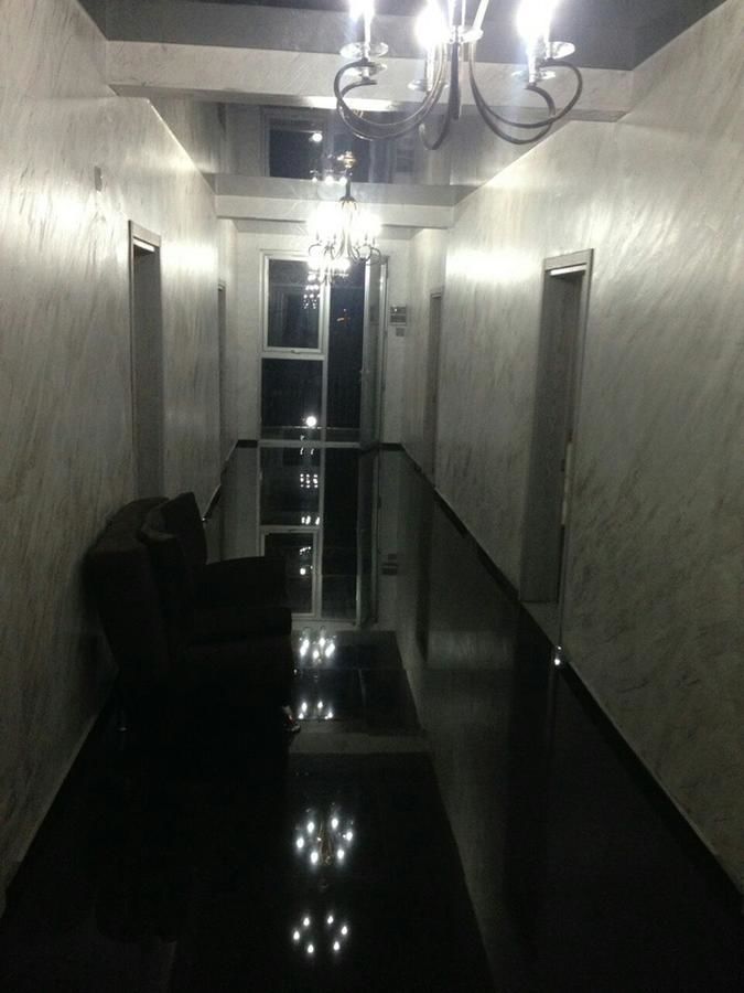 Отели типа «постель и завтрак» Hotel Emily Батуми-37