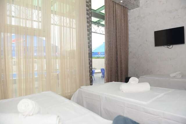 Отели типа «постель и завтрак» Hotel Emily Батуми-19