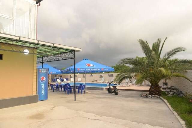 Отели типа «постель и завтрак» Hotel Emily Батуми-21