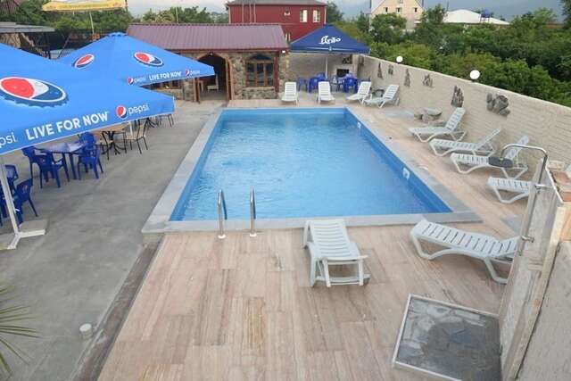 Отели типа «постель и завтрак» Hotel Emily Батуми-23