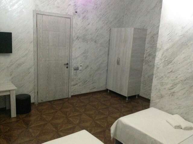 Отели типа «постель и завтрак» Hotel Emily Батуми-29