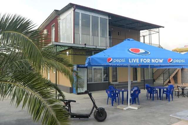 Отели типа «постель и завтрак» Hotel Emily Батуми-10